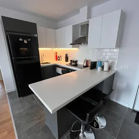 Sporty, Stylish And Spacious * Izmir