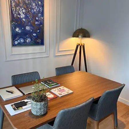 公寓 Sporty, Stylish And Spacious 伊兹密尔